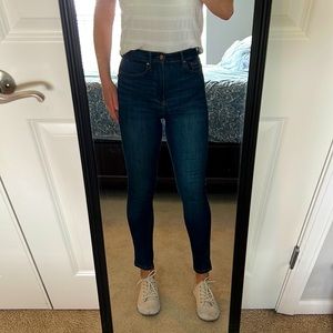 H&M Shaping Super Skinny High Waist Ankle Jeans. Size 27.